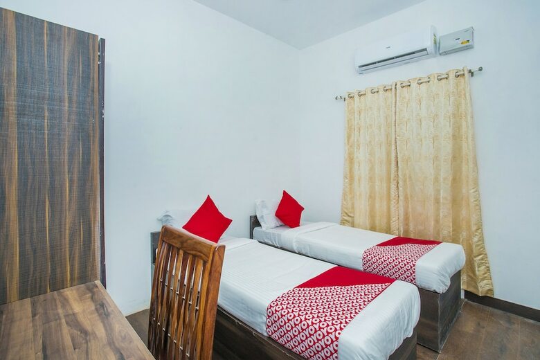 Hotel Oyo 13934 Shri Krishna Hometel