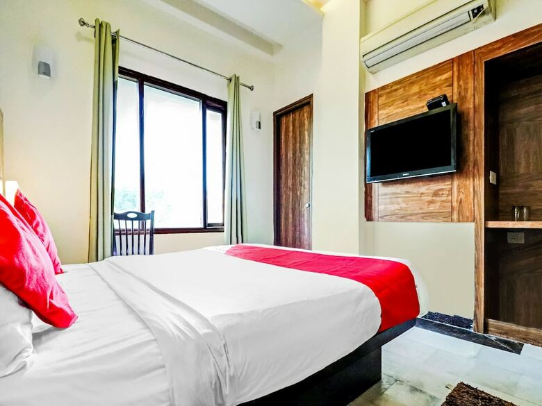 Hotel Oyo 22833 Laalmati Castle