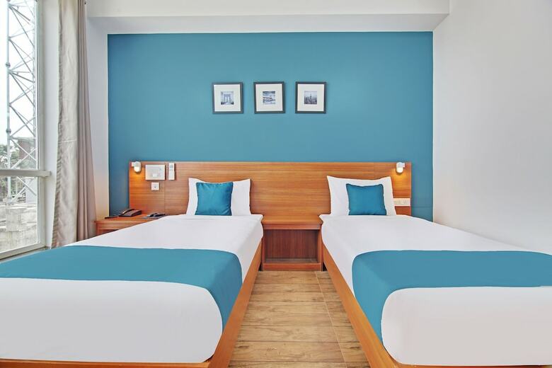 Hotel Oyo 20018 Silverkey D Square Omr