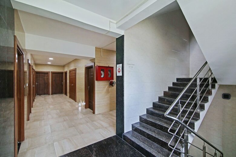 Hotel Oyo 20018 Silverkey D Square Omr