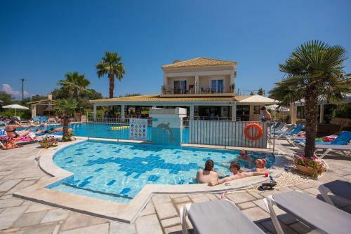 Kavos Plaza Hotel