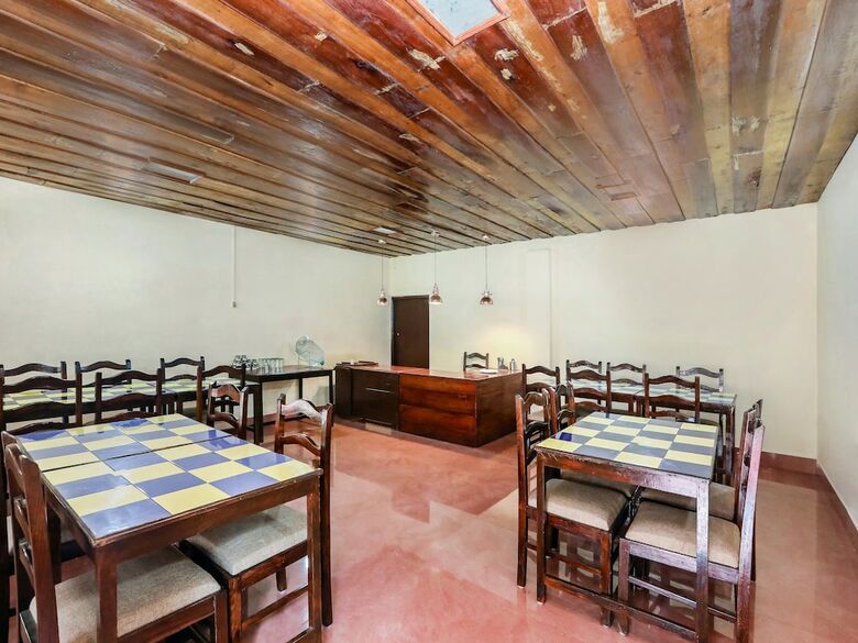 Bed & Breakfast Oyo 19168 Alathcad Homestay