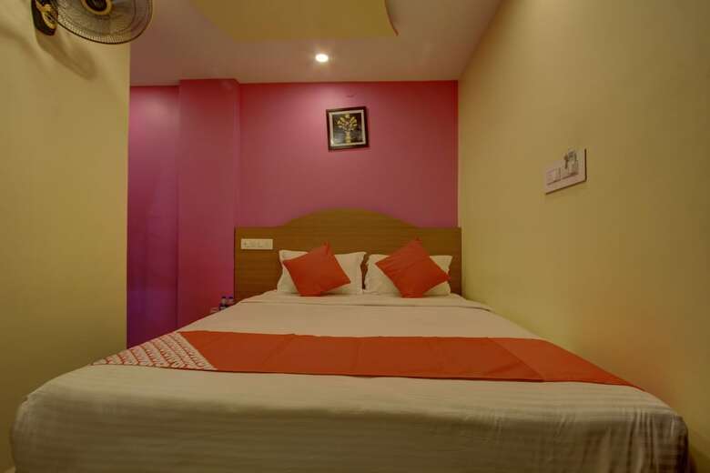 Hotel Oyo 22790 Sree Comforts