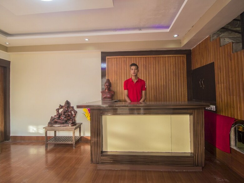 Oyo 17039 Hotel Omkar