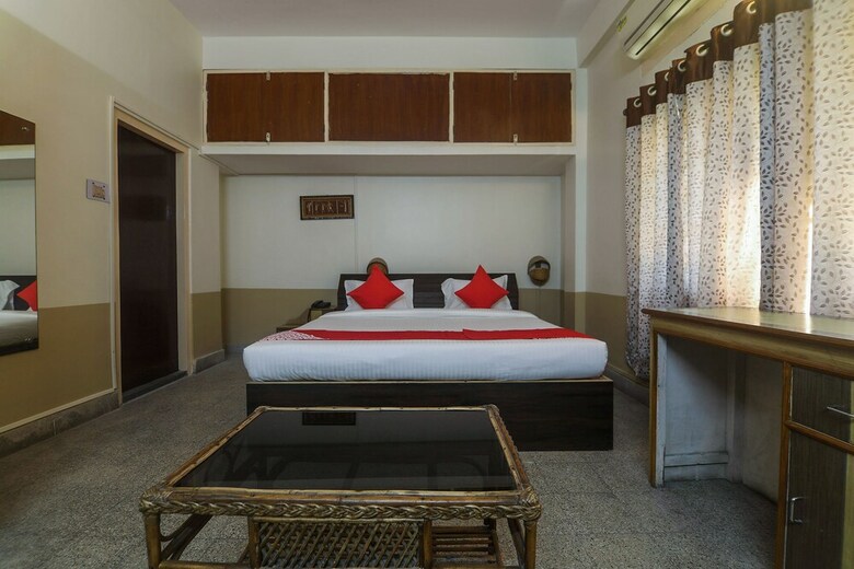 Hotel Oyo 16396 Riverview Guest House