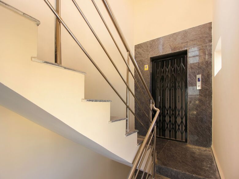 Hotel Oyo 14266 Flagship Serilingampally