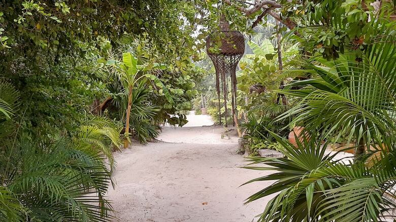 Ikal Hotel Tulum