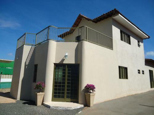 Casa Menina Mo�a