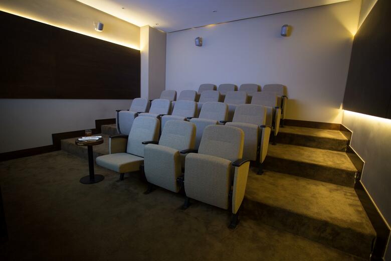 Aparthotel 93 Luxury Suites & Residences