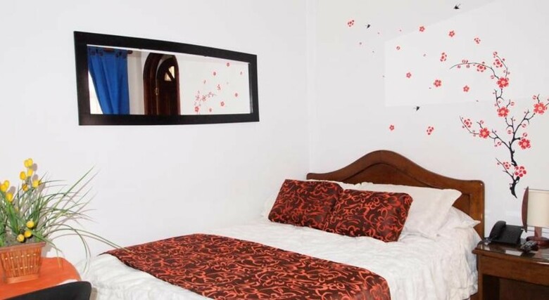 Hotel Apartasuites Ck
