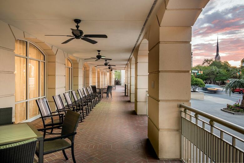 Hotel Courtyard Charleston Historic District