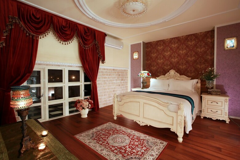 Bed & Breakfast My Dream Castle