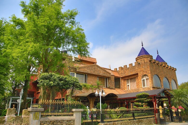 Bed & Breakfast My Dream Castle