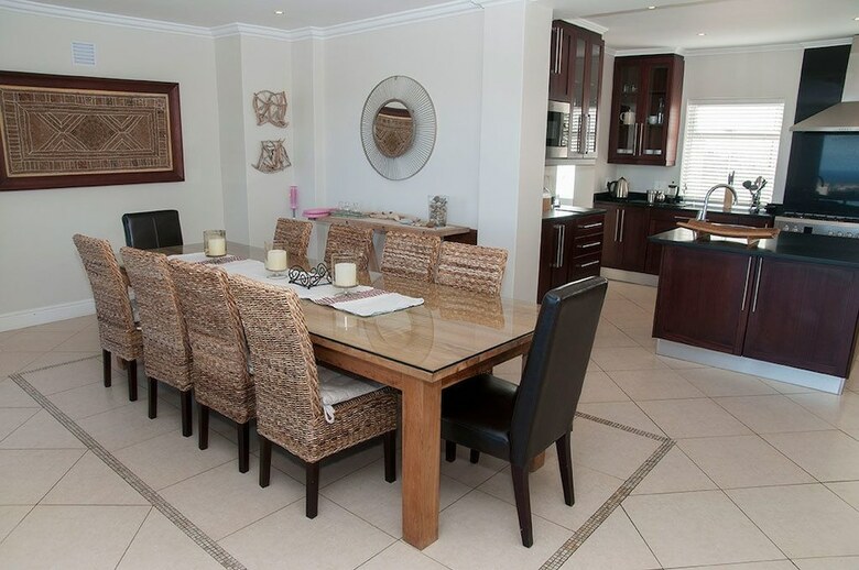 Villa 9 Sheerline