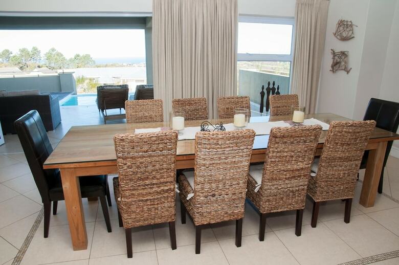 Villa 9 Sheerline