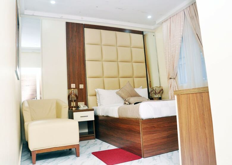 Boardwalk Hotels Zone 5