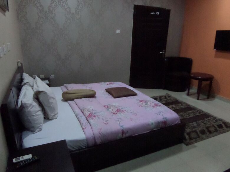 Hotel Alheri Suites