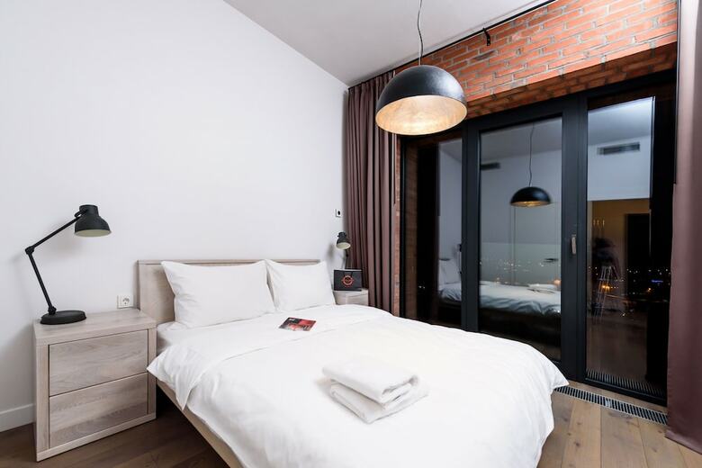 Docklands Apart Hotel