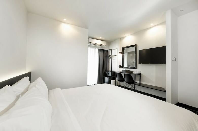 Isilver Hotel