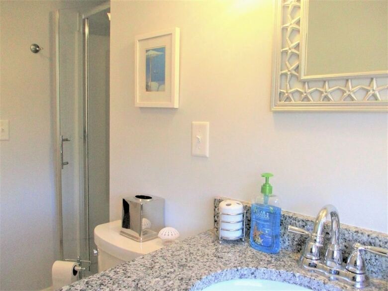 387 Strawberry Hill - 4 Bedroom House