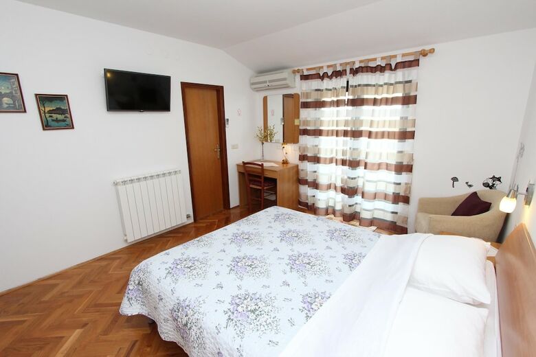 Hotel Guests House Lea