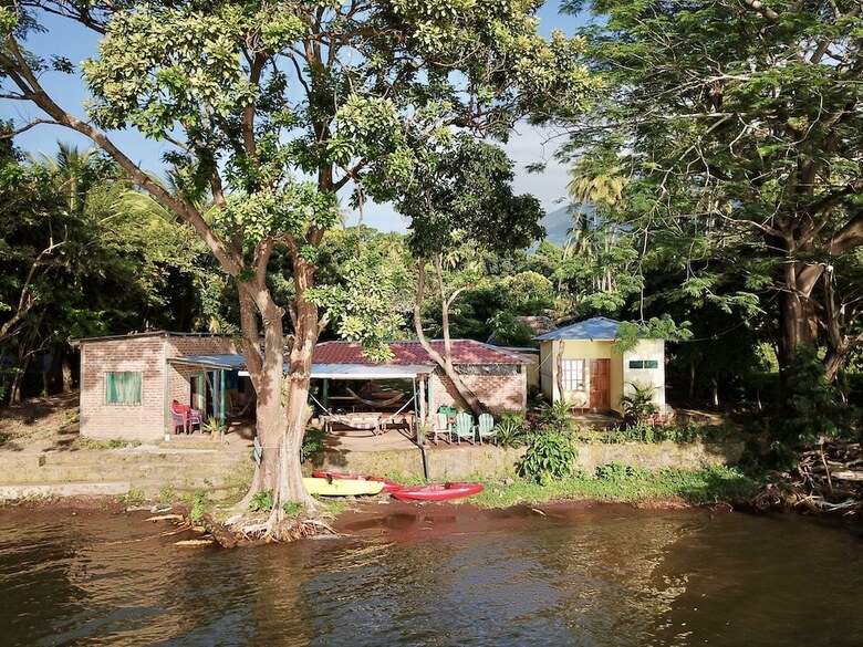 Hostal Hospedaje Los Chocoyos