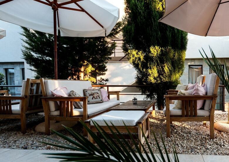 Aparthotel New Line Village Apartments