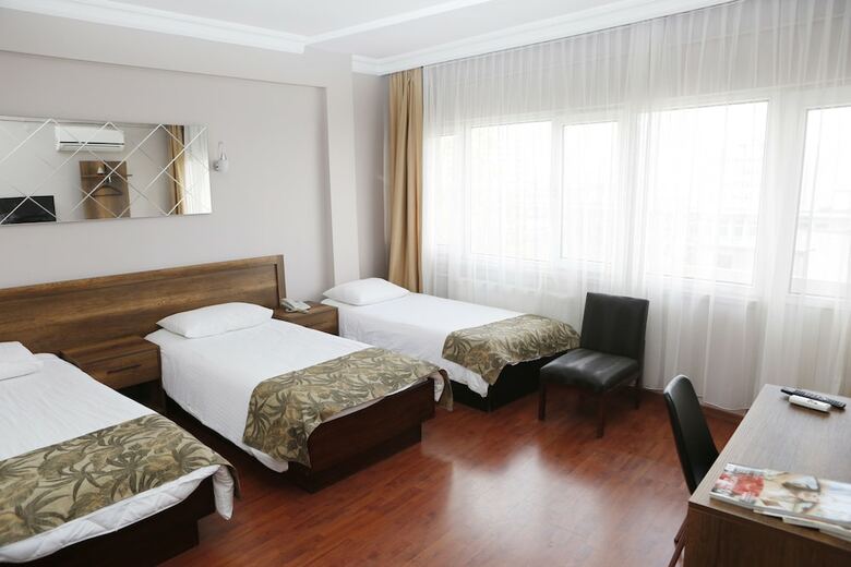 Hotel Yeni