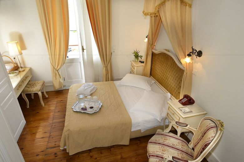 Hotel Pyrgos Of Mytilene