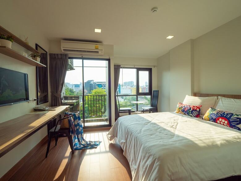 Casa Luxe Hotel And Resident