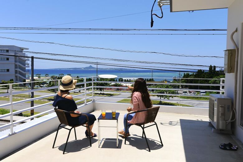 Ocean View Terrace Bise