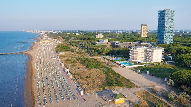 Jesolopalace Hotel & Aparthotel