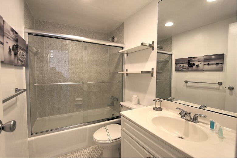 Aparthotel Tides - Private Condo