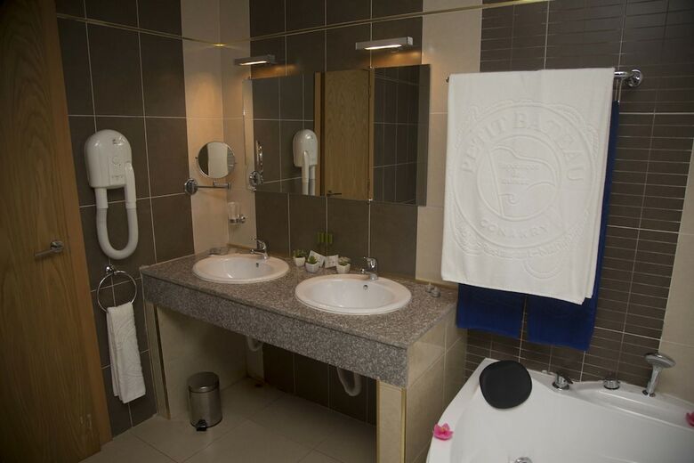 Hotel H�tel Petit Bateau
