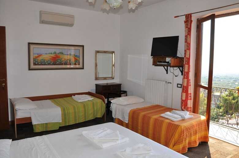 Bed & Breakfast B & B La Panoramica