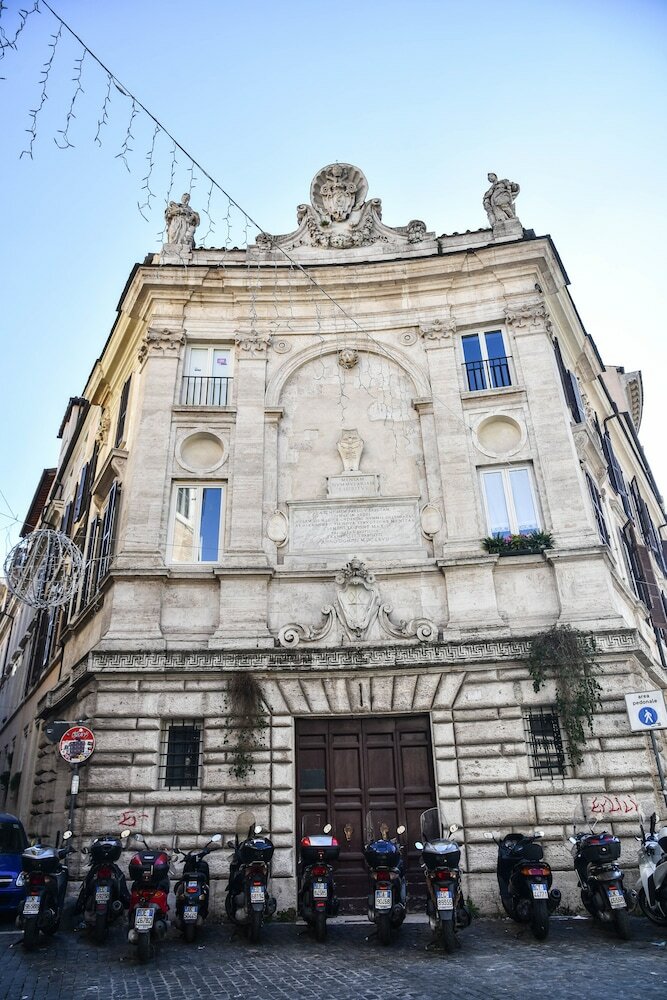 Stylish Apartment In Central Rome