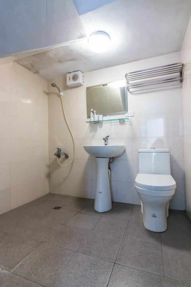 Hotel Ide Homestay