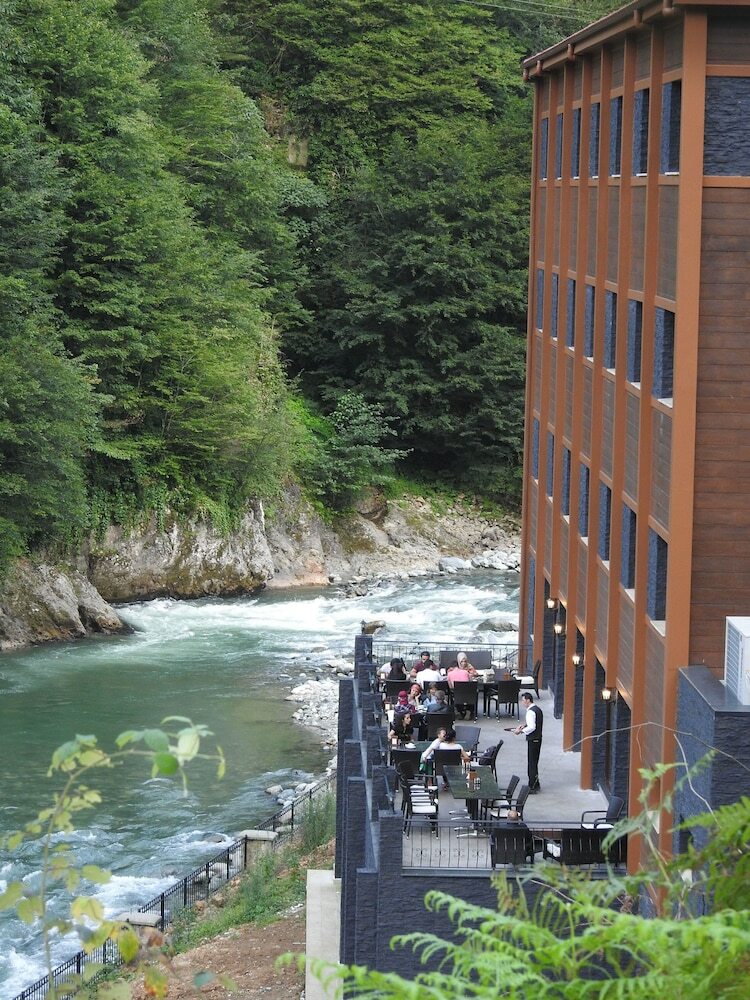 Hotel Yamanturk Ogretmenevi