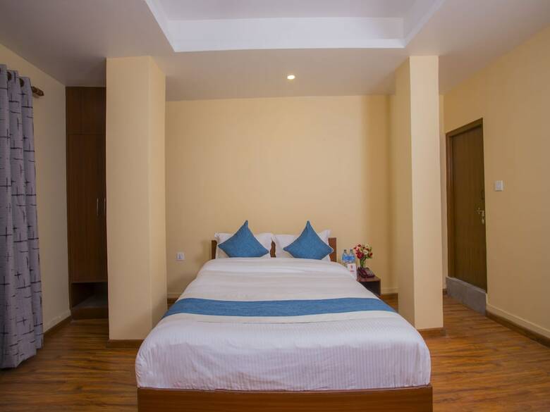 Oyo 273 Hotel Rara Palace