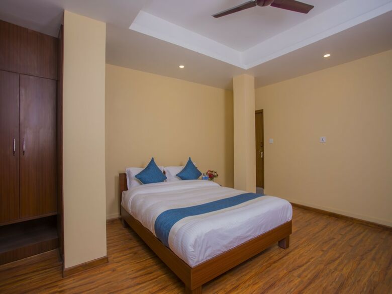 Oyo 273 Hotel Rara Palace