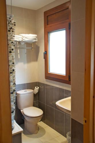 Hostal Habitacions Aurora