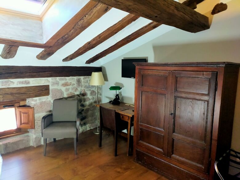 Hotel Latorri�n De Ane