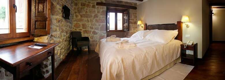 Hotel Latorri�n De Ane