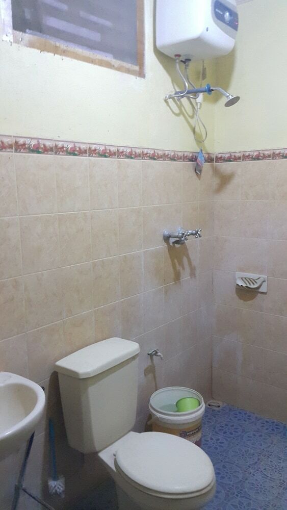 Hotel Any Lestari Lakey
