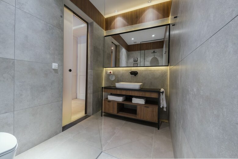 Hotel Dezman Luxury Center