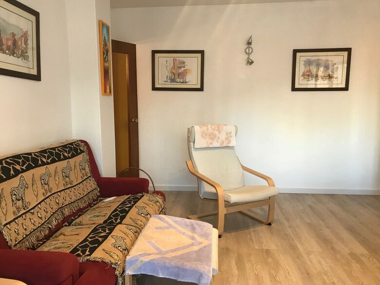 Apartamentos Piso Reformado Lepanto - 119c