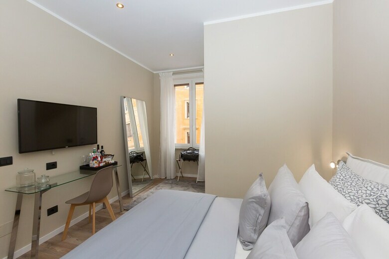 Hotel 126 Gracchi Suites