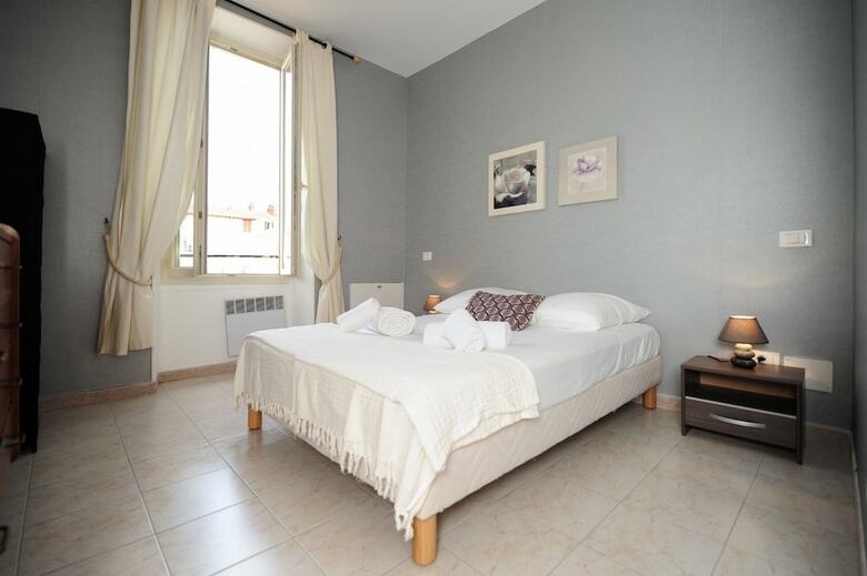 Apartamento Easy Flat - Five Stars Holiday House