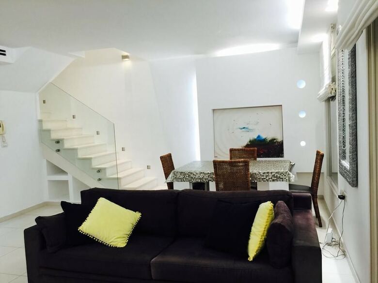 Apartamento Magical Duplex 100sm Garden Pool Parking