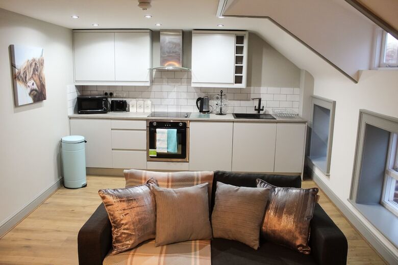 Liverpool 2 Bed Apartment - Tartan York